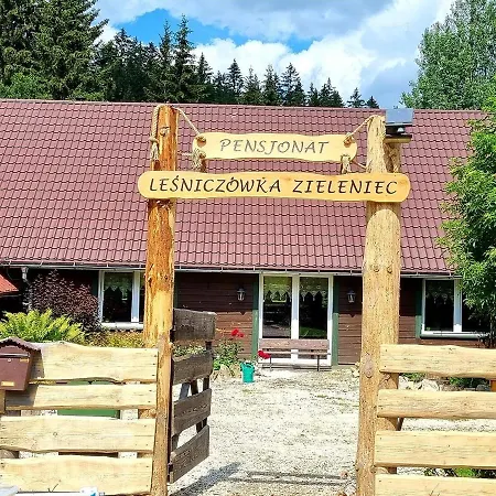 Gasthuis Pensjonat Lesniczowka Zieleniec